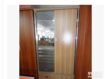 圖廠家直銷多門推拉衣柜 超大容量與專業服務的完美結合